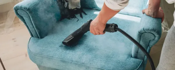 İnatçı Lekelere Veda: Koltuk Temizliğinde Doğru Bilinen Yanlışlar